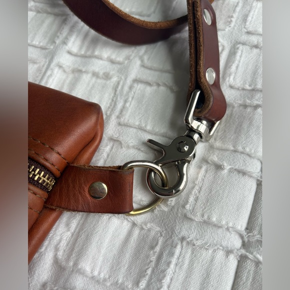 Big Buck Bags 100% Genuine Leather Large Clutch Crossbody Wrist & Shoulder Strap - Picture 6 of 12